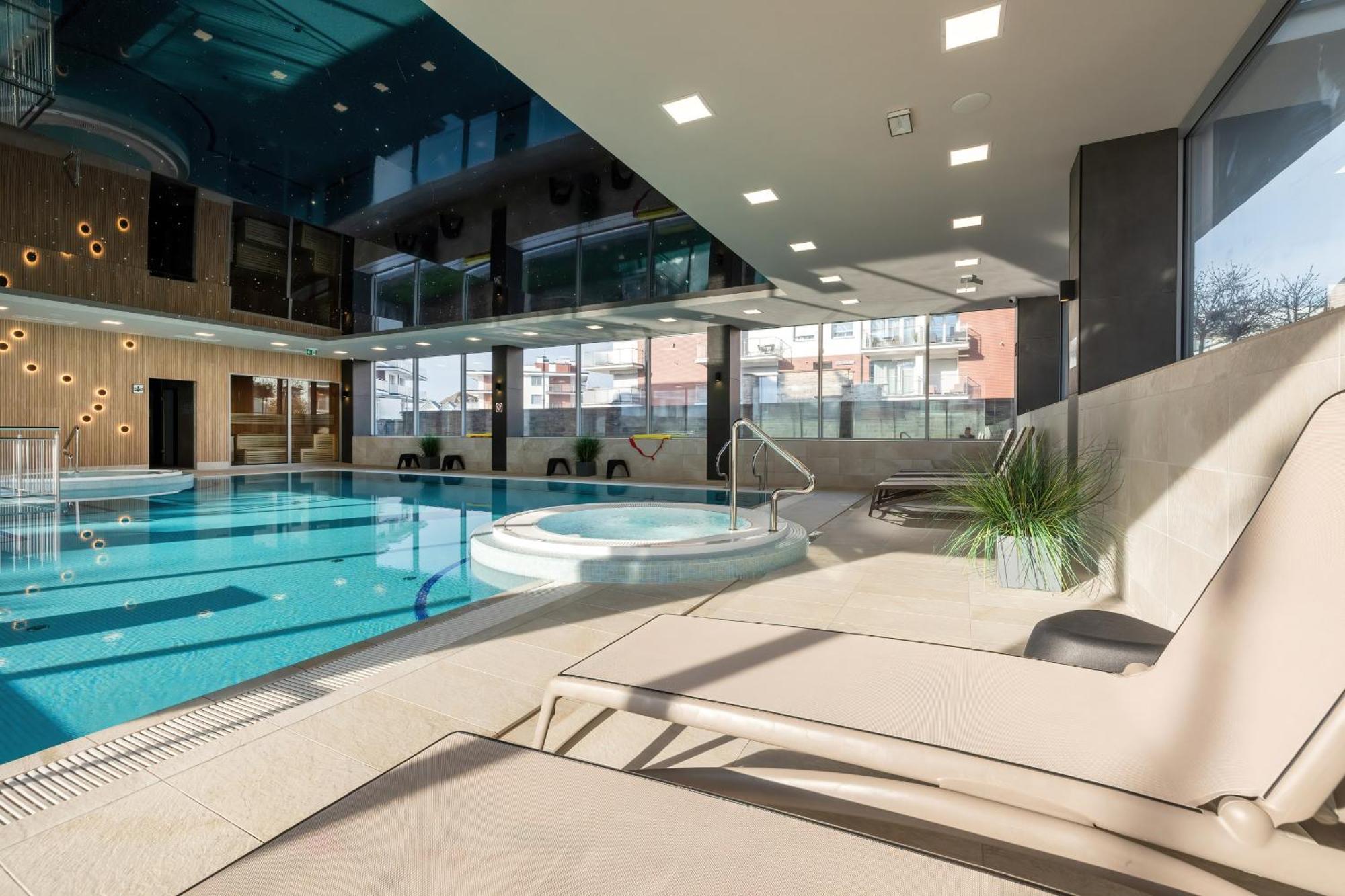 Klifowa & Fitness Near The In By Renters Prestige Rewal